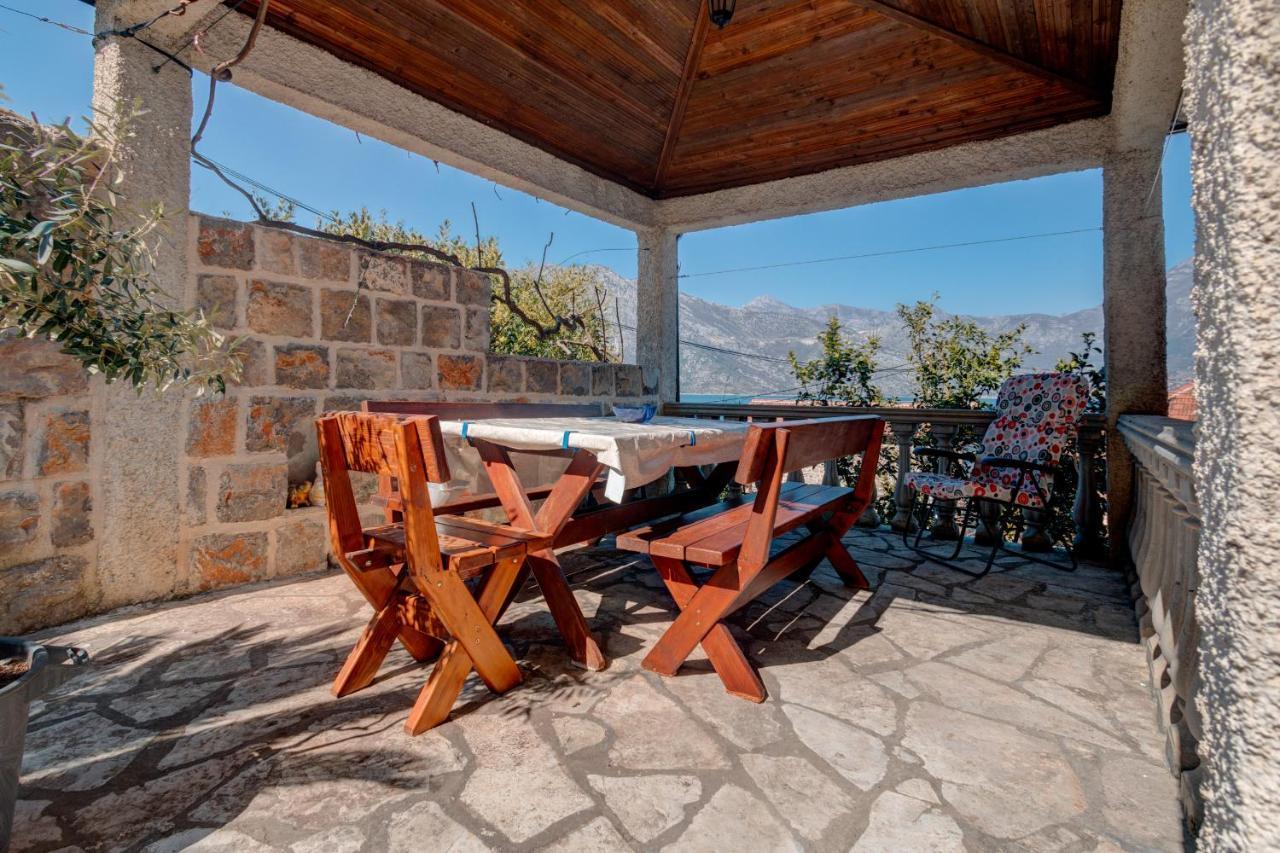 La Castagna Apartments Kotor Eksteriør billede